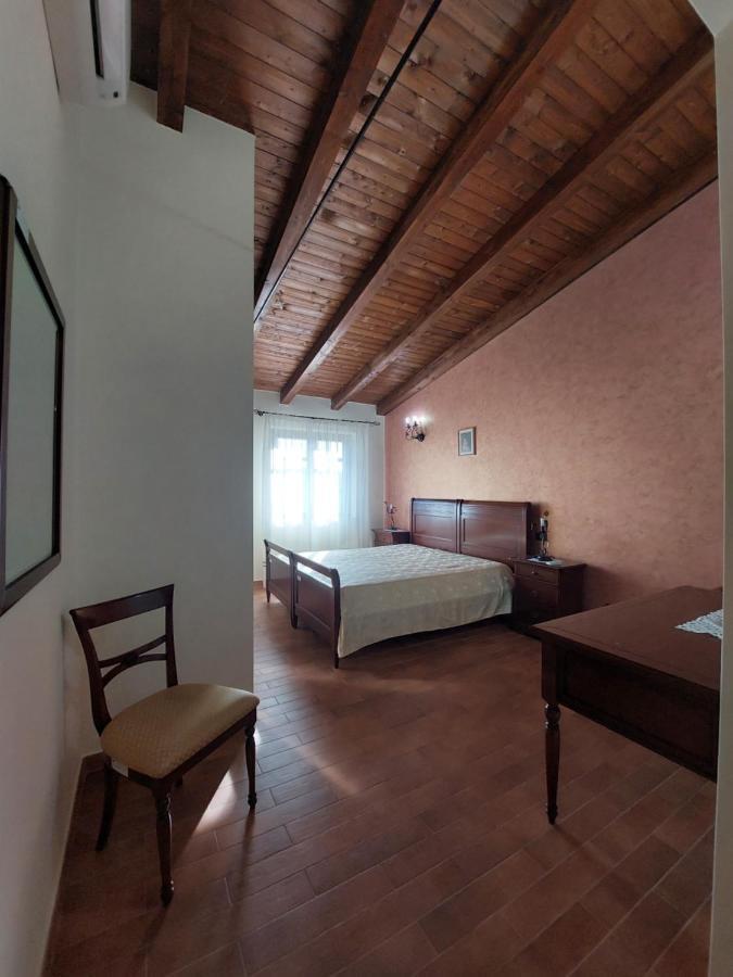 Tenuta Costa Farm stay *